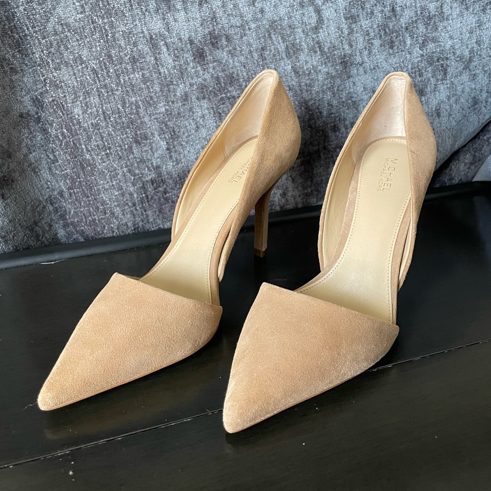 Michael Kors Suede Stiletto Heels- khaki size 8